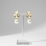 fb9867e3-56ce-4ea8-ad7a-fa9f3de27d98